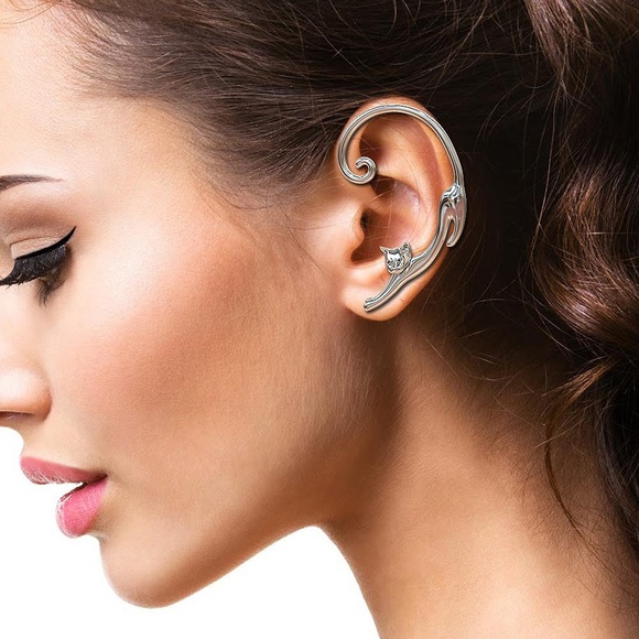 Gothic Punk Curled Cat Ear Cuff Earring - Picture 3 of 11